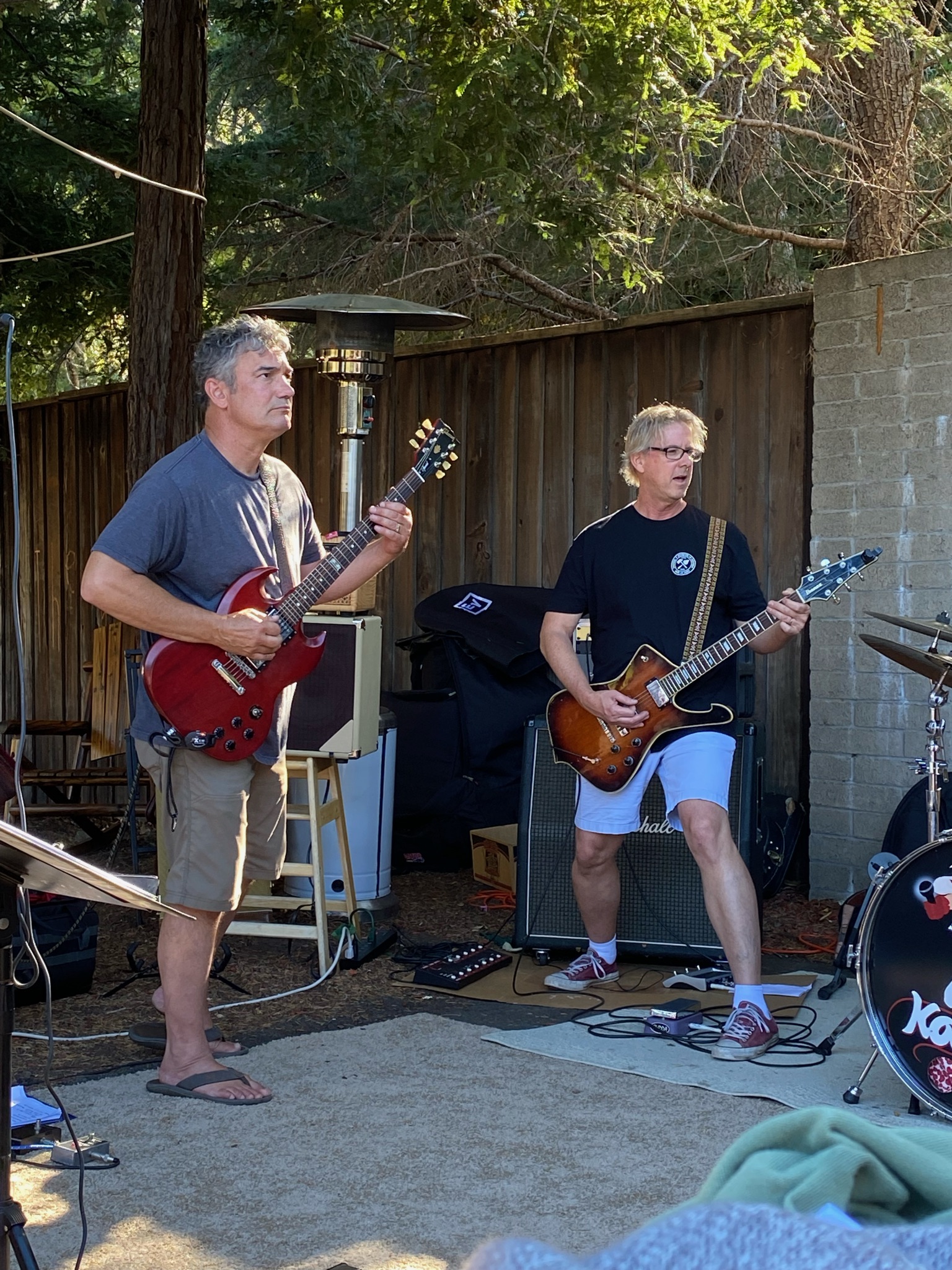 Guitar duo performance